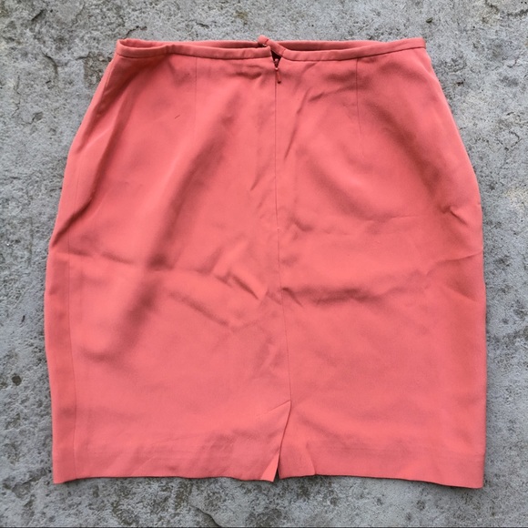 Ann Taylor Skirt - Picture 2 of 3